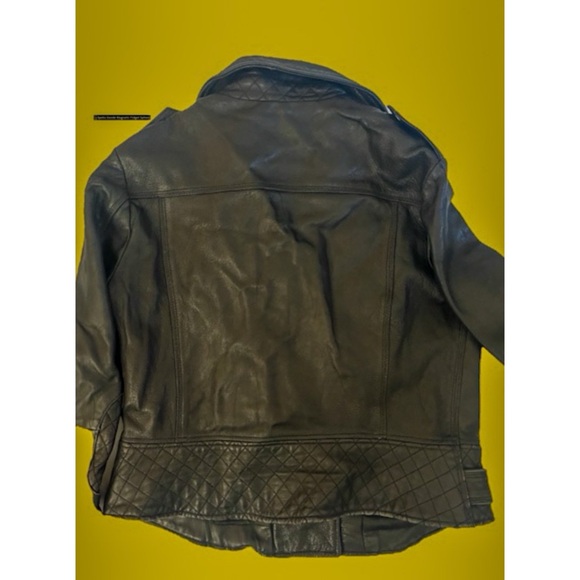 Women's Black Leather Jacket - Picture 7 of 7